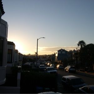 Meet your Posher, Leslie